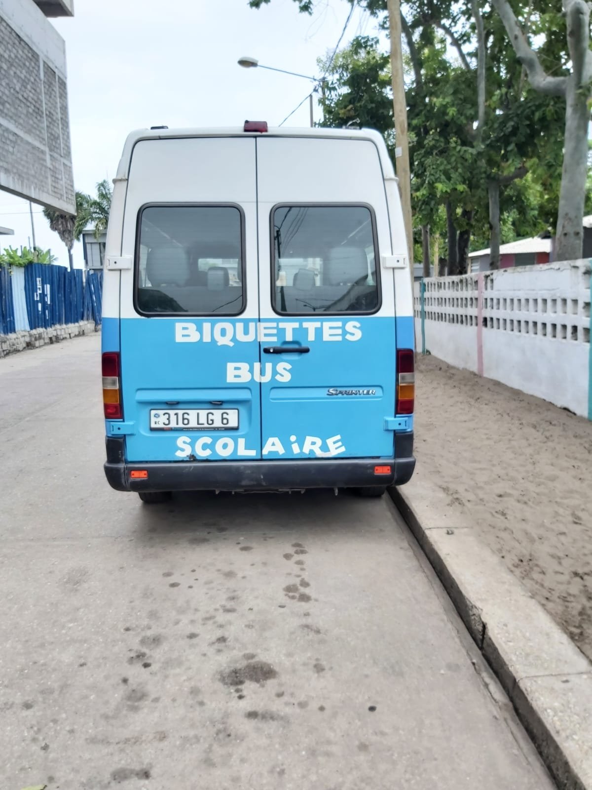Bus scolaire Les Biquettes